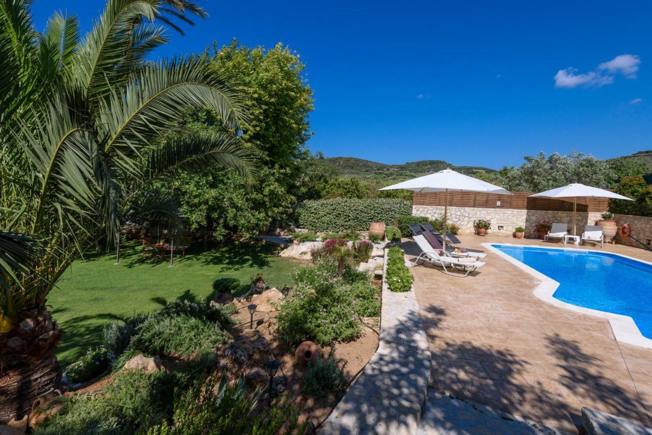 Alia Stone Villa-Ideal For Families-Heated Pool Nohia Exteriér fotografie