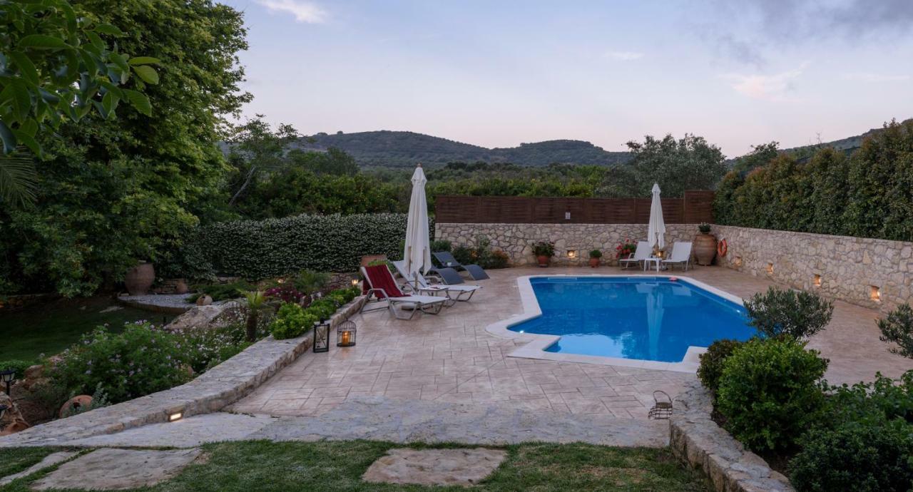 Alia Stone Villa-Ideal For Families-Heated Pool Nohia Exteriér fotografie
